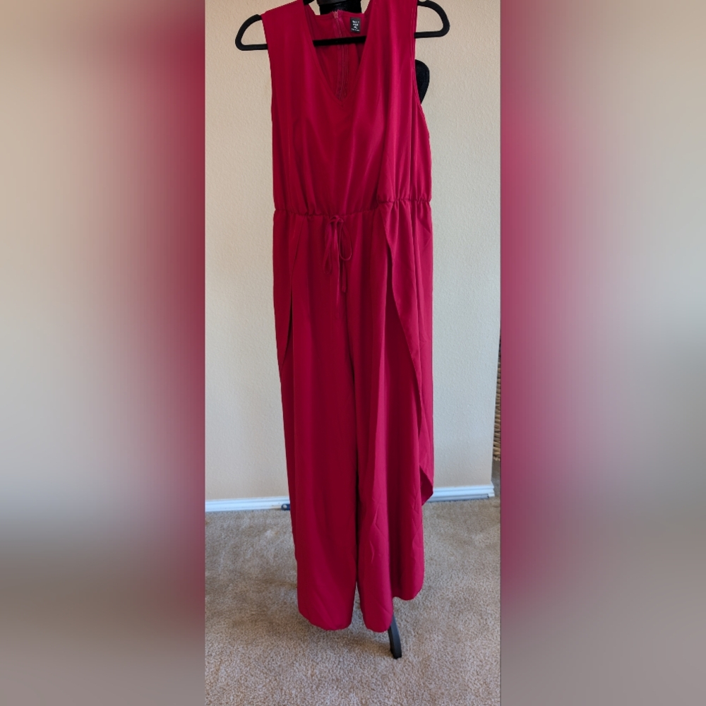 SHEIN Vibrant Red Sleeveless Jumpsuit